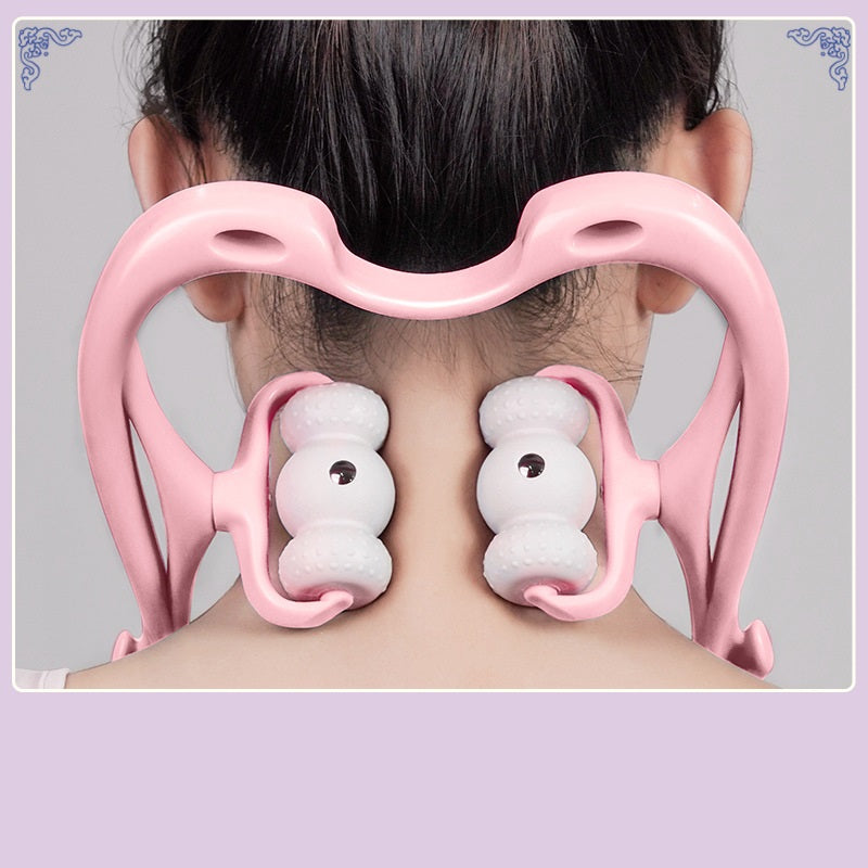 Roller cervicale rosa in uso sul collo - PostureCo